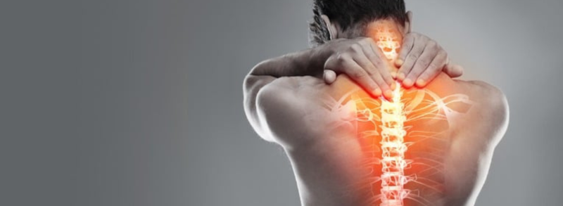 Douleur Haut du Dos : Causes et 6 Solutions pour la Soulager